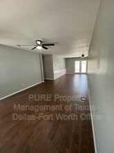 4256 Ambrose Dr in Dallas, TX - Building Photo - Building Photo