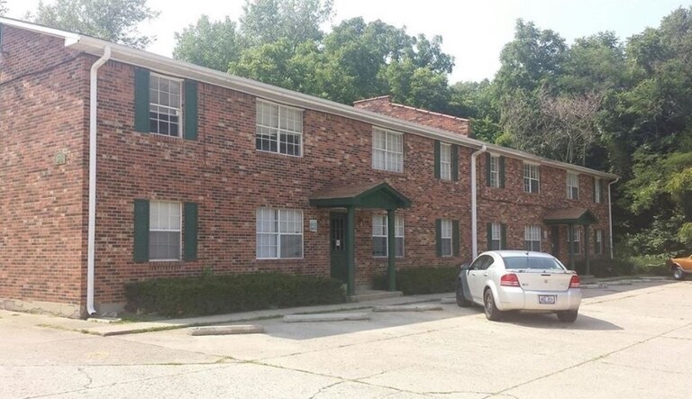 Maple Hills in Radcliff, KY - Foto de edificio