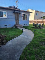 6735-6737 Mohawk St in San Diego, CA - Building Photo