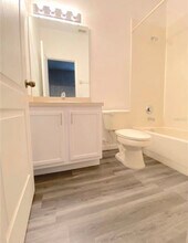 10604 Savannah Wood Ct in Orlando, FL - Building Photo - Building Photo