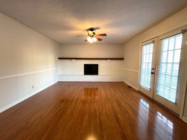 12003 Corbin Dr in Fishers, IN - Building Photo - Building Photo