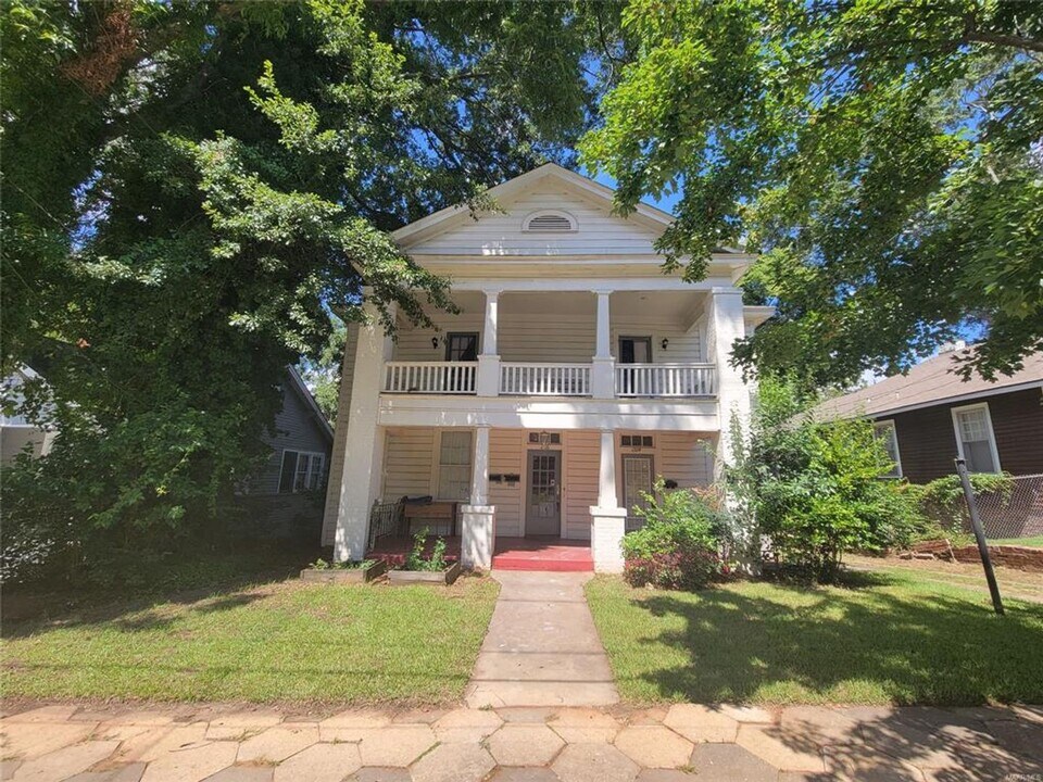 1314 S Hull St in Montgomery, AL - Building Photo