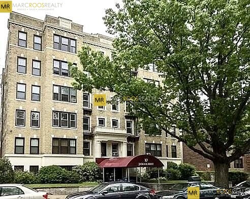 70 Jamaicaway, Unit 16 in Boston, MA - Foto de edificio