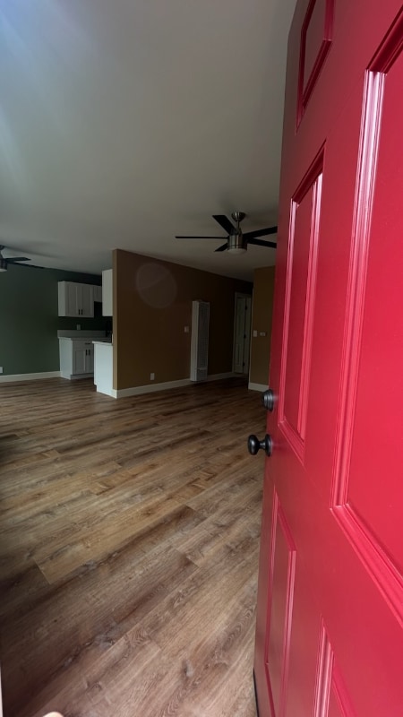 2101 S Pacific Ave in Santa Ana, CA - Foto de edificio - Building Photo