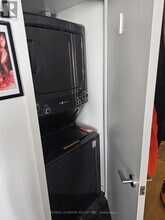 75 St Nicholas St in Toronto, ON - Building Photo - Building Photo