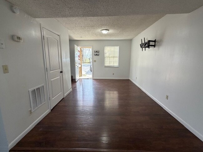 1981 Ridgeview Dr NW in Cleveland, TN - Building Photo - Building Photo