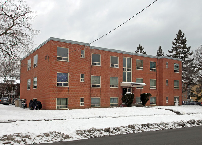 316 Saguenay Ave in Oshawa, ON - Building Photo - Primary Photo