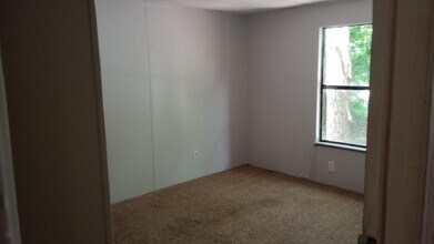 70 Oak View Dr in Carrollton, GA - Building Photo - Building Photo