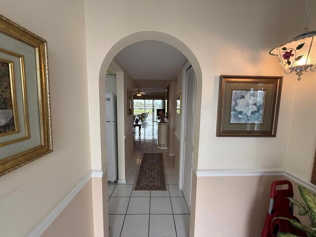 20 Yacht Club Dr, Unit 312 in North Palm Beach, FL - Building Photo - Building Photo