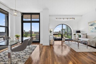 159 2nd St in Jersey City, NJ - Building Photo