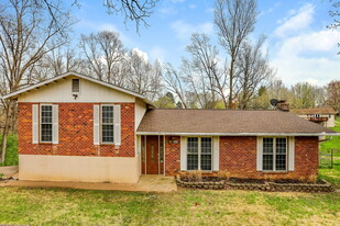 5000 Snowberry St in Imperial, MO - Building Photo
