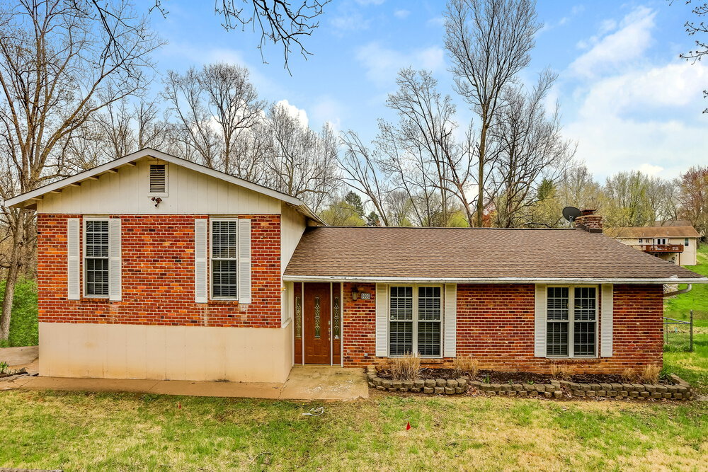 5000 Snowberry St in Imperial, MO - Building Photo