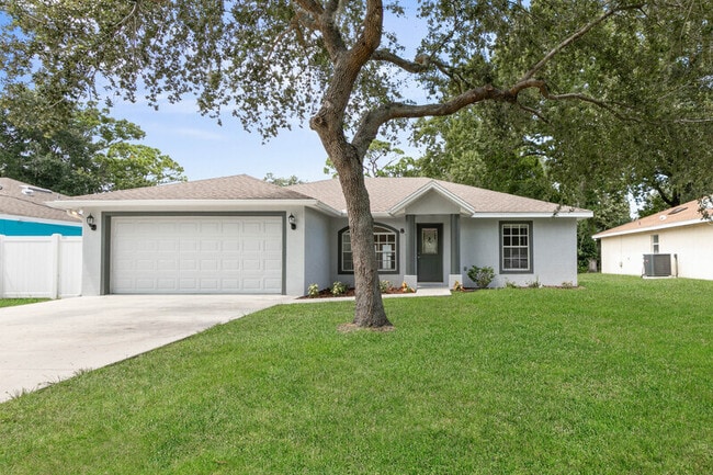 884 Winchester St in Daytona Beach, FL - Building Photo - Building Photo