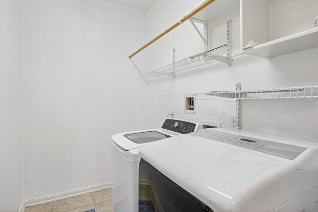 18126 Rustic Brook Ct in Cypress, TX - Building Photo - Building Photo