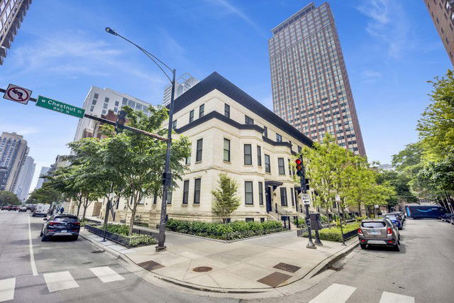 property at 103 W Chestnut St