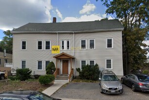 19 Chestnut St, Unit 3 in Boston, MA - Building Photo