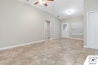 730 Flora St in Daytona Beach, FL - Building Photo - Building Photo