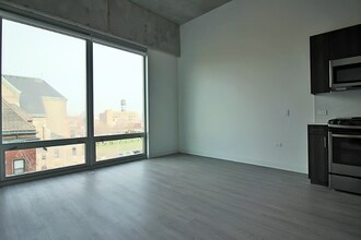 729 N Morgan St in Chicago, IL - Foto de edificio - Building Photo