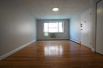 222 Babcock St in Brookline, MA - Building Photo - Building Photo