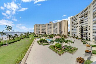 400 Ocean Trail Way in Jupiter, FL - Building Photo - Building Photo