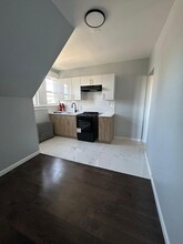 270 Montclair Ave, Unit Apt 3 in Newark, NJ - Building Photo - Building Photo