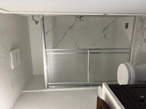 17450 SE Mill St in Portland, OR - Building Photo - Building Photo