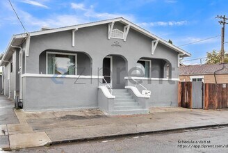 1008 92nd Ave in Oakland, CA - Building Photo - Building Photo