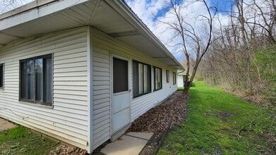 101 Deer Path in Finleyville, PA - Building Photo - Building Photo