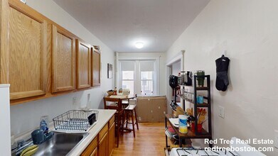 1163 Boylston St, Unit 10 in Boston, MA - Building Photo - Building Photo