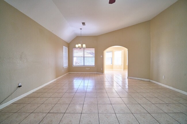 property at 1914 Marvell Dr