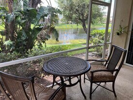 9201 Wentworth Ln in Port St. Lucie, FL - Building Photo