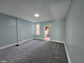 577 Conarroe St in Philadelphia, PA - Building Photo - Building Photo