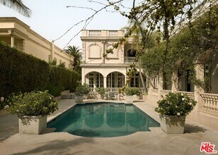 628 N Rodeo Dr in Beverly Hills, CA - Building Photo - Building Photo