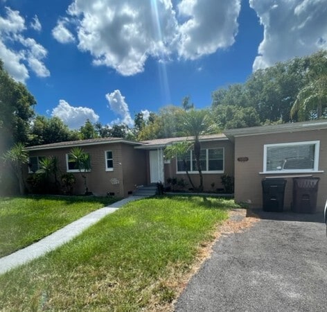 property at 3708 Lake Underhill Rd