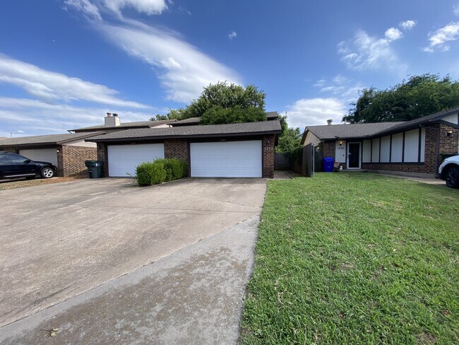 property at 1332 Eastgate Dr