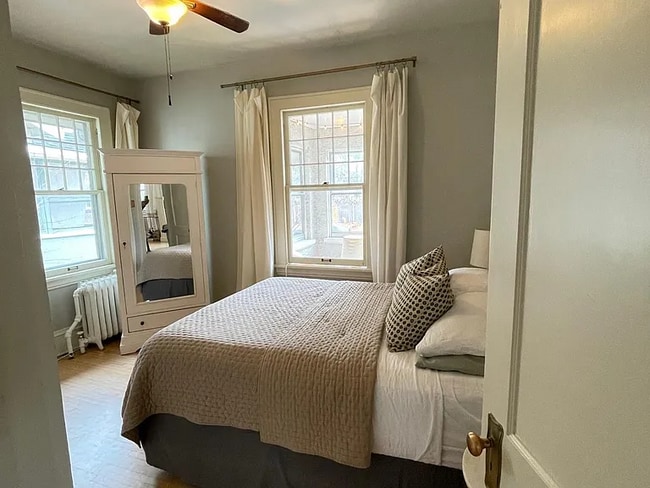 822 W 42nd St in Minneapolis, MN - Building Photo - Building Photo