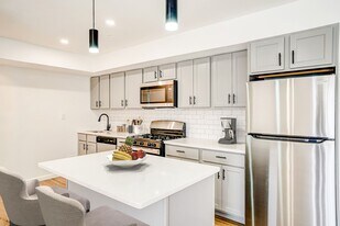 Rosedale Gardens & Franklin Square Apartments in Baltimore, MD - Building Photo