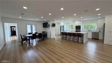 5855 Shirley Ave in Los Angeles, CA - Building Photo - Building Photo