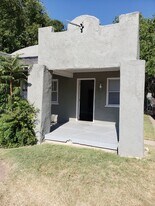 702 N Buchanan St in Amarillo, TX - Building Photo