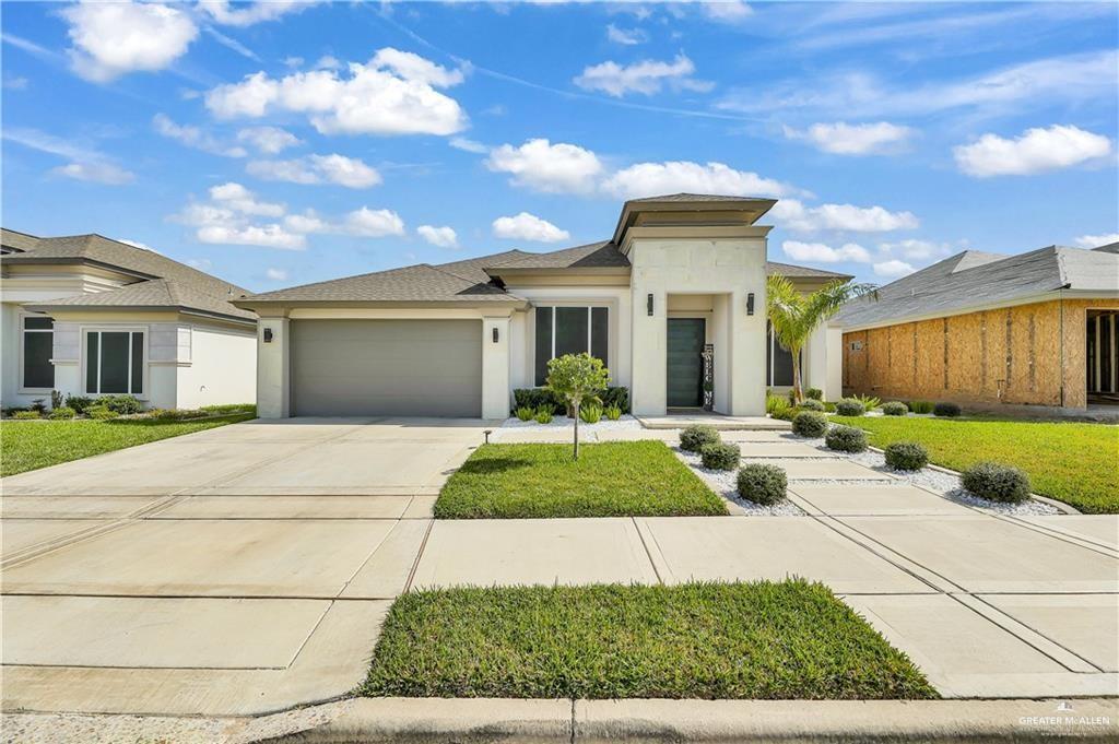 1416 Strawberry Hl in Edinburg, TX - Building Photo