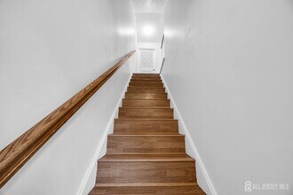 187 Prestwick Way in Edison, NJ - Foto de edificio - Building Photo