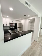 3927 Nobel Dr, Unit 56 in San Diego, CA - Building Photo - Building Photo