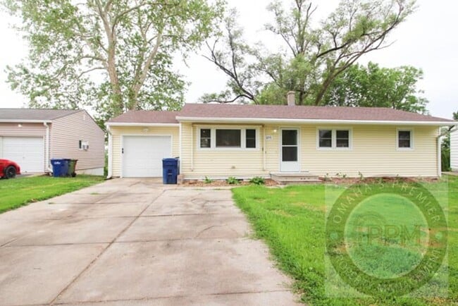 property at 3215 Reed Dr
