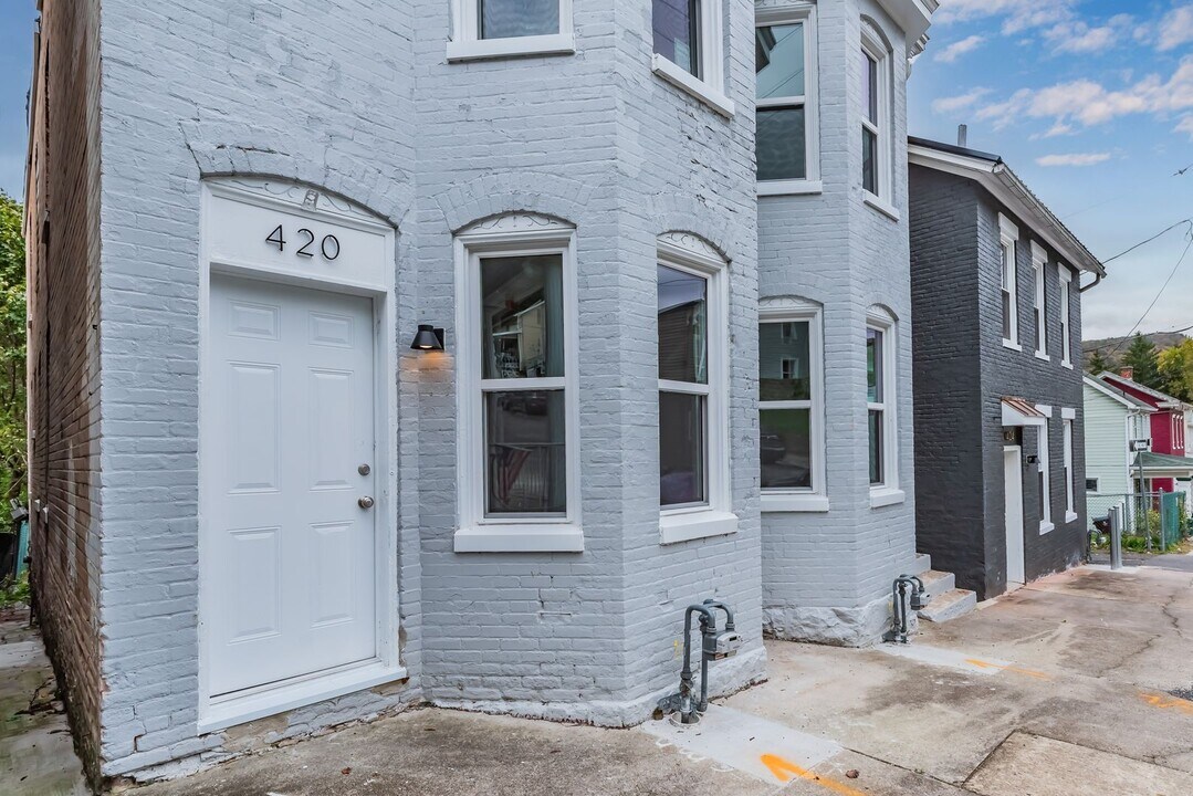 420-422 Walnut St in Cumberland, MD - Foto de edificio