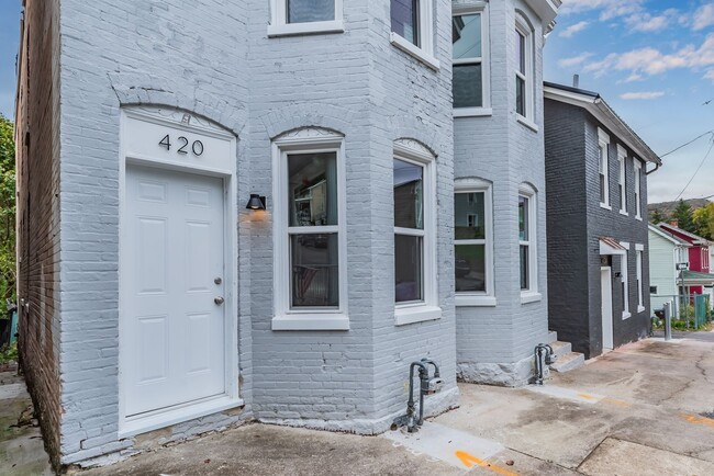 property at 420-422 Walnut St
