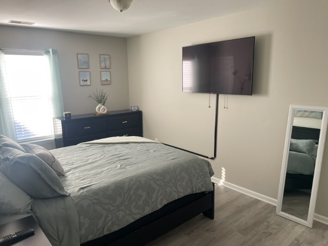 5235 Grays Ridge Dr in Charlotte, NC - Foto de edificio - Building Photo