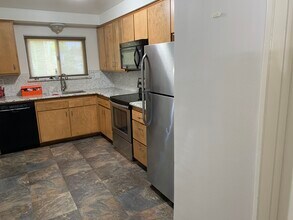 3342 Bradbury Rd in Rossmoor, CA - Building Photo - Building Photo