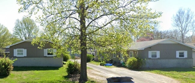 property at 638 N Patterson Ave