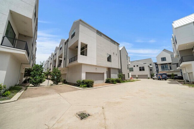 608 Middle St in Houston, TX - Building Photo - Building Photo