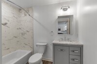 5328 Ridge Ave, Unit 2nd Fl - 6